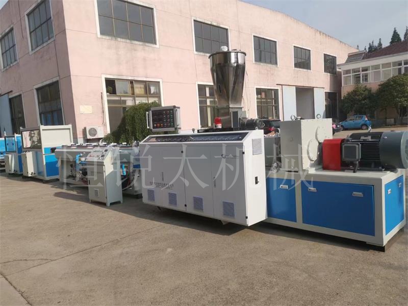 多层PPR/PE复合管材生产线